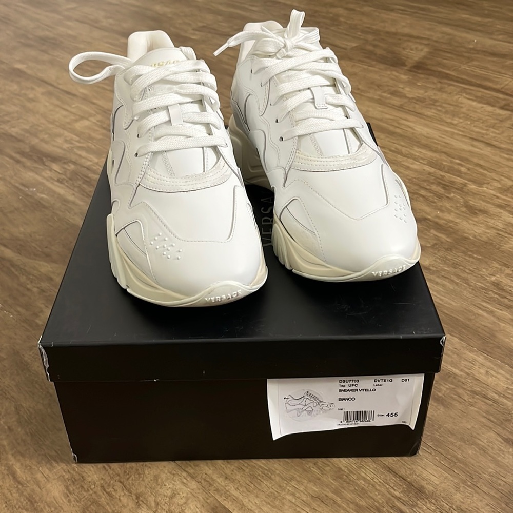 Versace sneakers 100% authentic slightly worn
